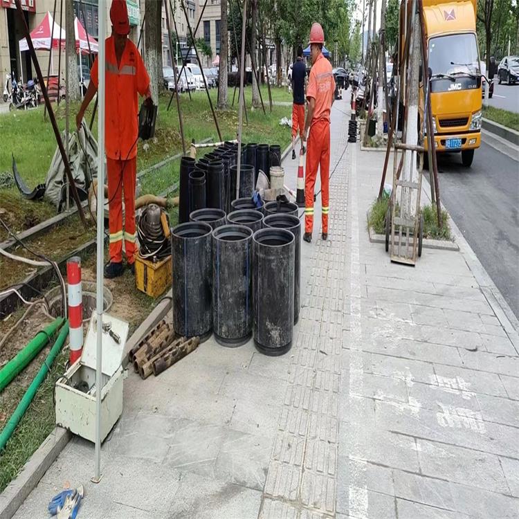 吉阳镇管道短管置换修复
